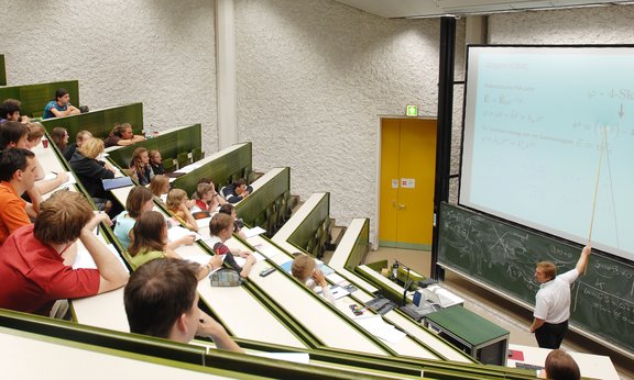 Hörsaal während einer Vorlesung