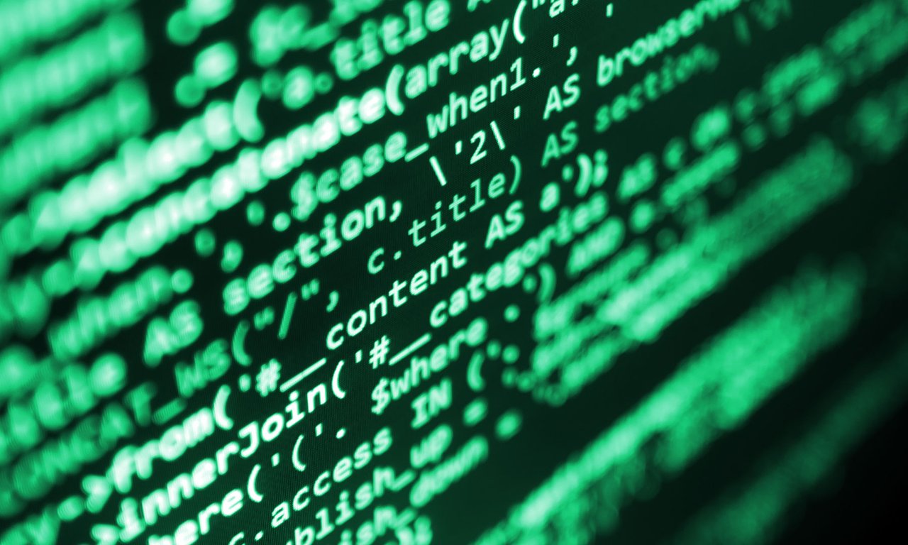 Blick auf Code am Computerbildschirm