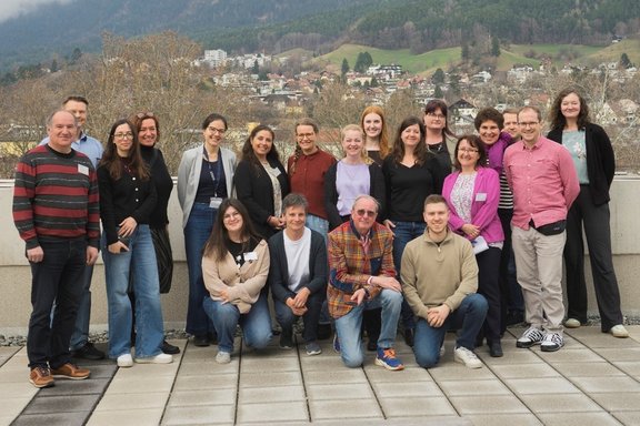 Gruppenbild Mitarbeiter:innen der Personalabteilung Univ. Potsdam und der Personalabteilung Univ. Innsbruck inkl. Team HR Data Management