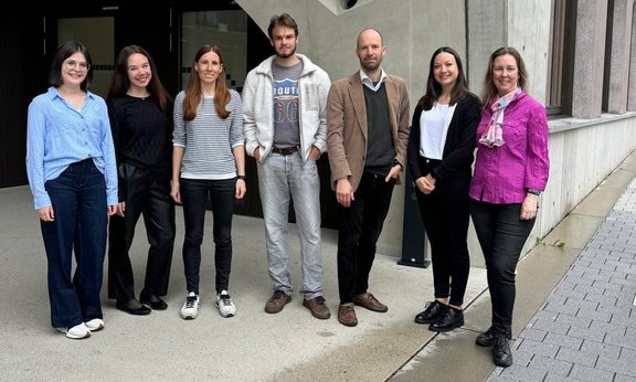 Projektteam "PromptLab"