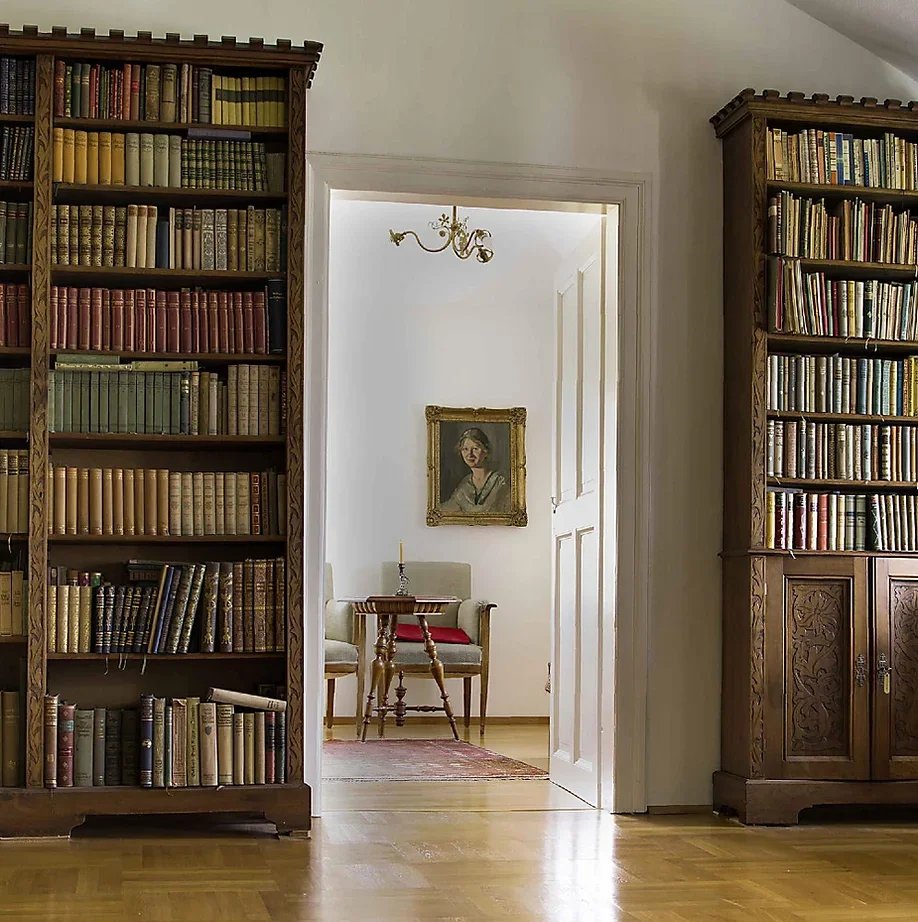 Ansicht der Greinz-Bibliothek