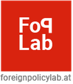 FoP Lab auf rotem Hintergrund