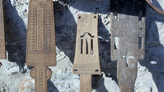 Spinnrocken auf einem Basar in Krujë 2016