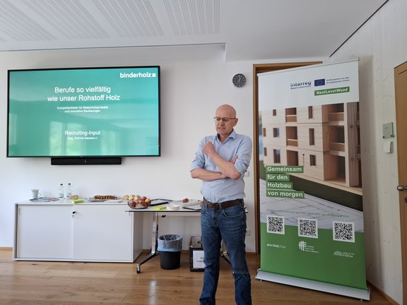 Exkursion b-solution Vortrag Helmut Spieß binder holz