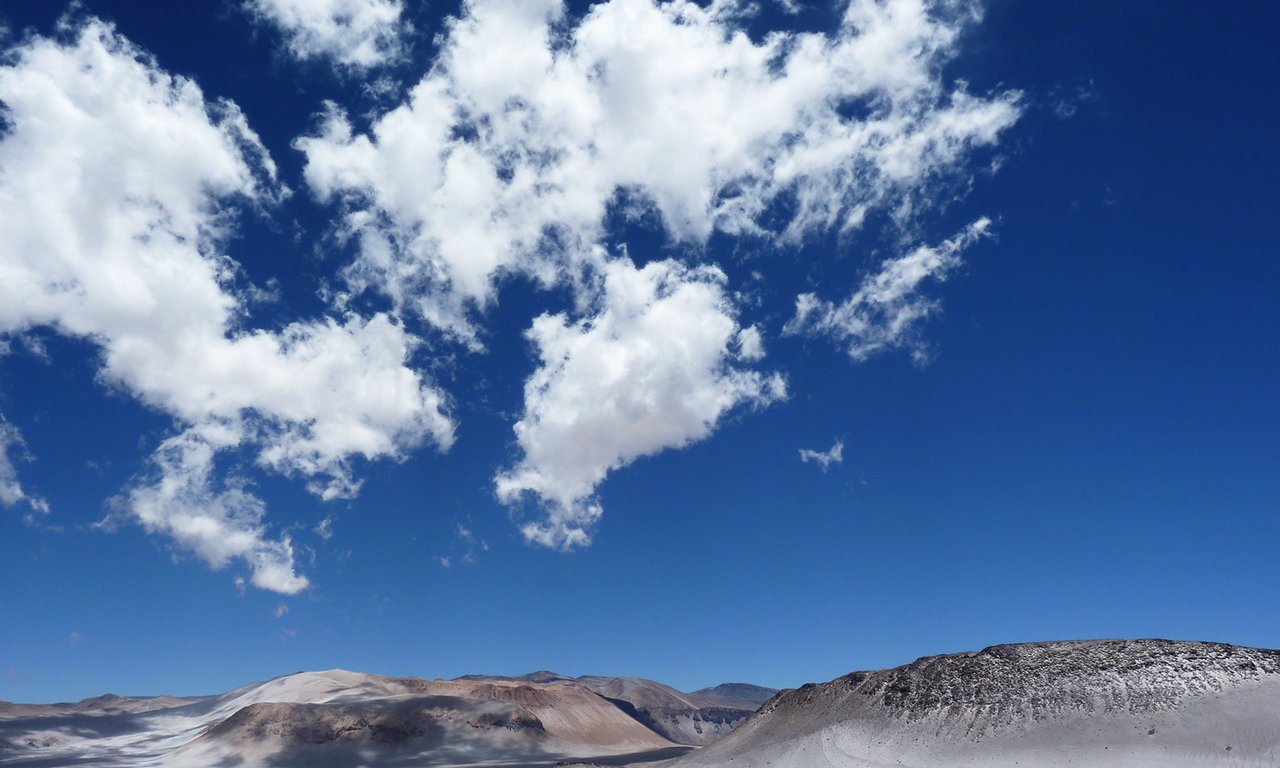 wolken_1800x1080.jpg
