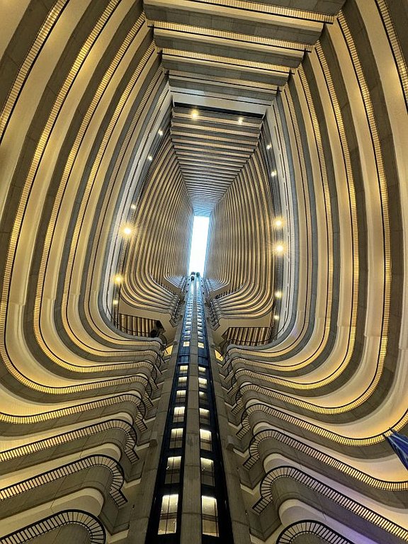 Between and Beyond Empires, Wrocław 2024: Titelbild