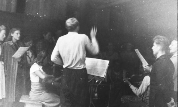 Schwarz-Weiß-Archivbild vom Uniorchester