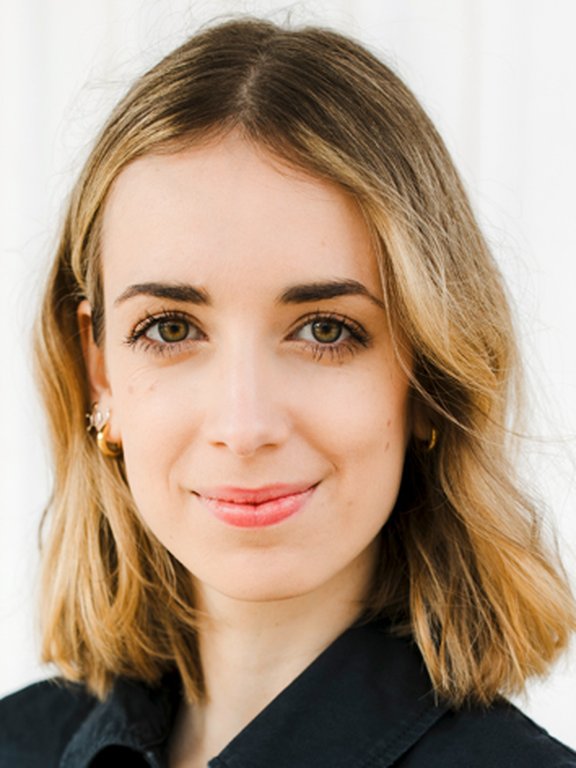 Portraitfoto Verena Mischitz