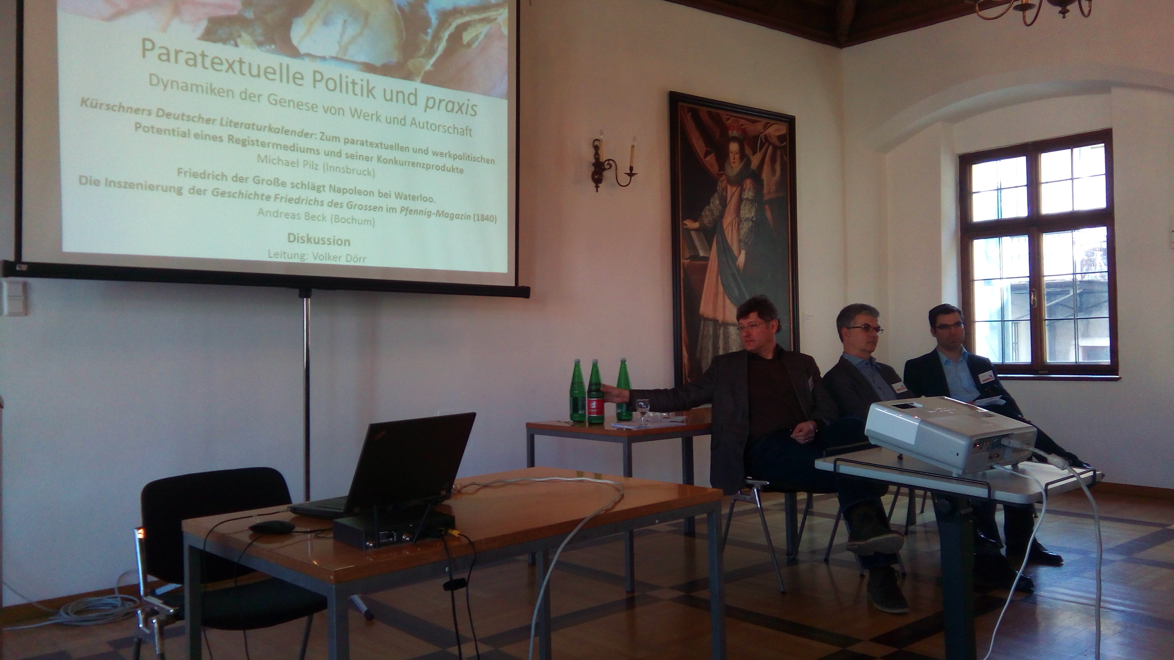 Volker Dörr leitet die Diskussion mit Andreas Beck und Michael Pilz