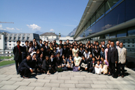 Gruppenfoto mit den taiwanesischen Studierenden und mit Dr. John-Ren Chen