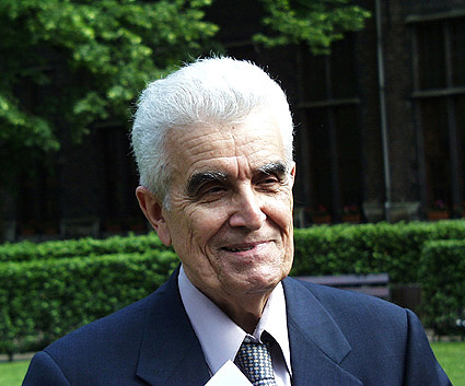 rene_girard_2001-2.jpg